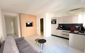 Joli Studio - Studio Neuf Terrasse Clim Wi-Fi 2 Min. Des Plages